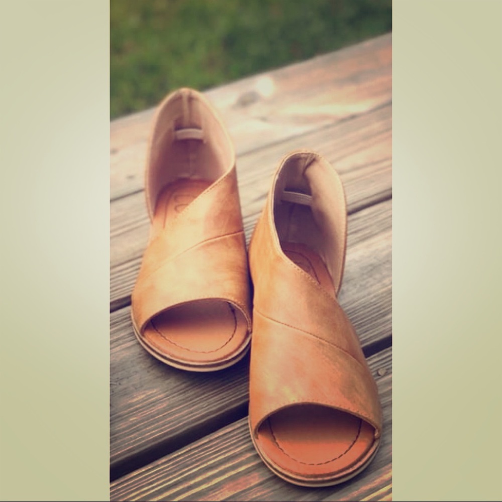 Adele slip ons